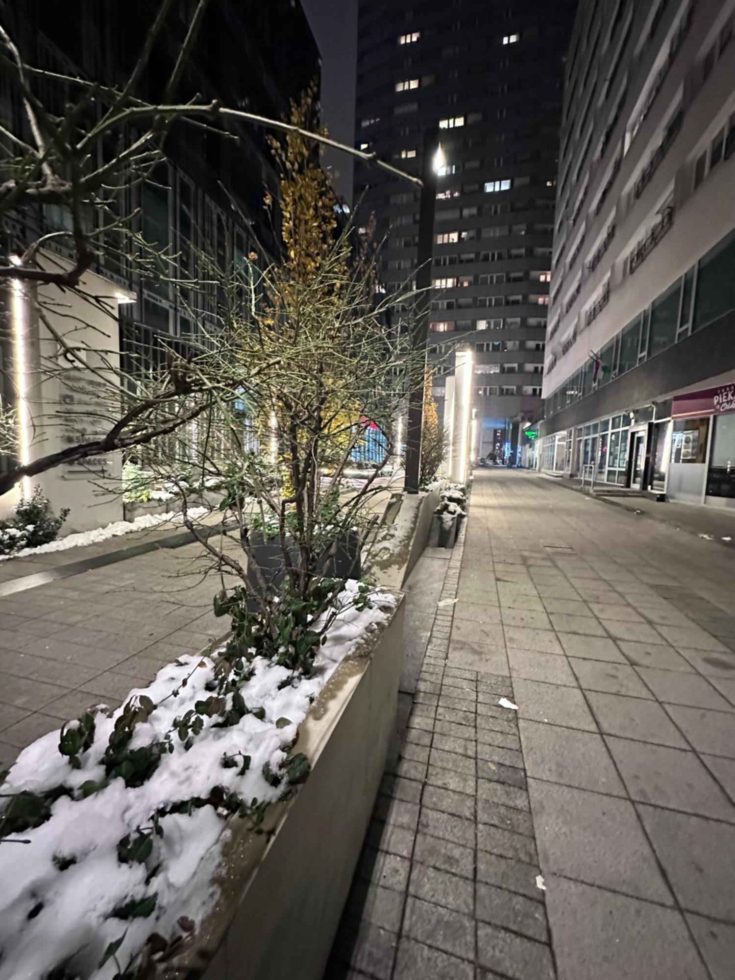 5Centrum Stanislawa Moniuszki10 Wi-Fi 1Gb Sek وارسو المظهر الخارجي الصورة